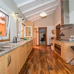 Cactus Coliving & Coworking Bed and Breakfast *